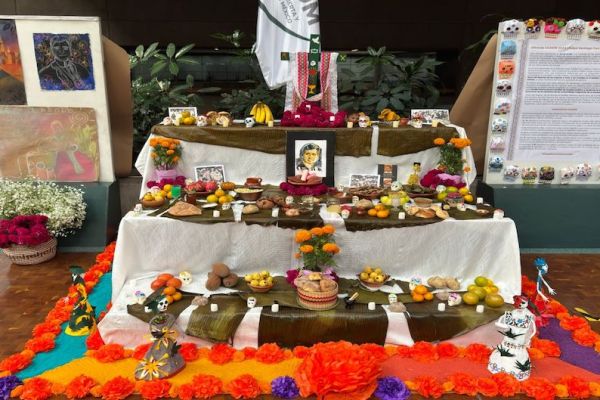 ofrenda-unadm-fb2B40AE86-BB74-C9C9-A344-66FF2447CCA6.jpg